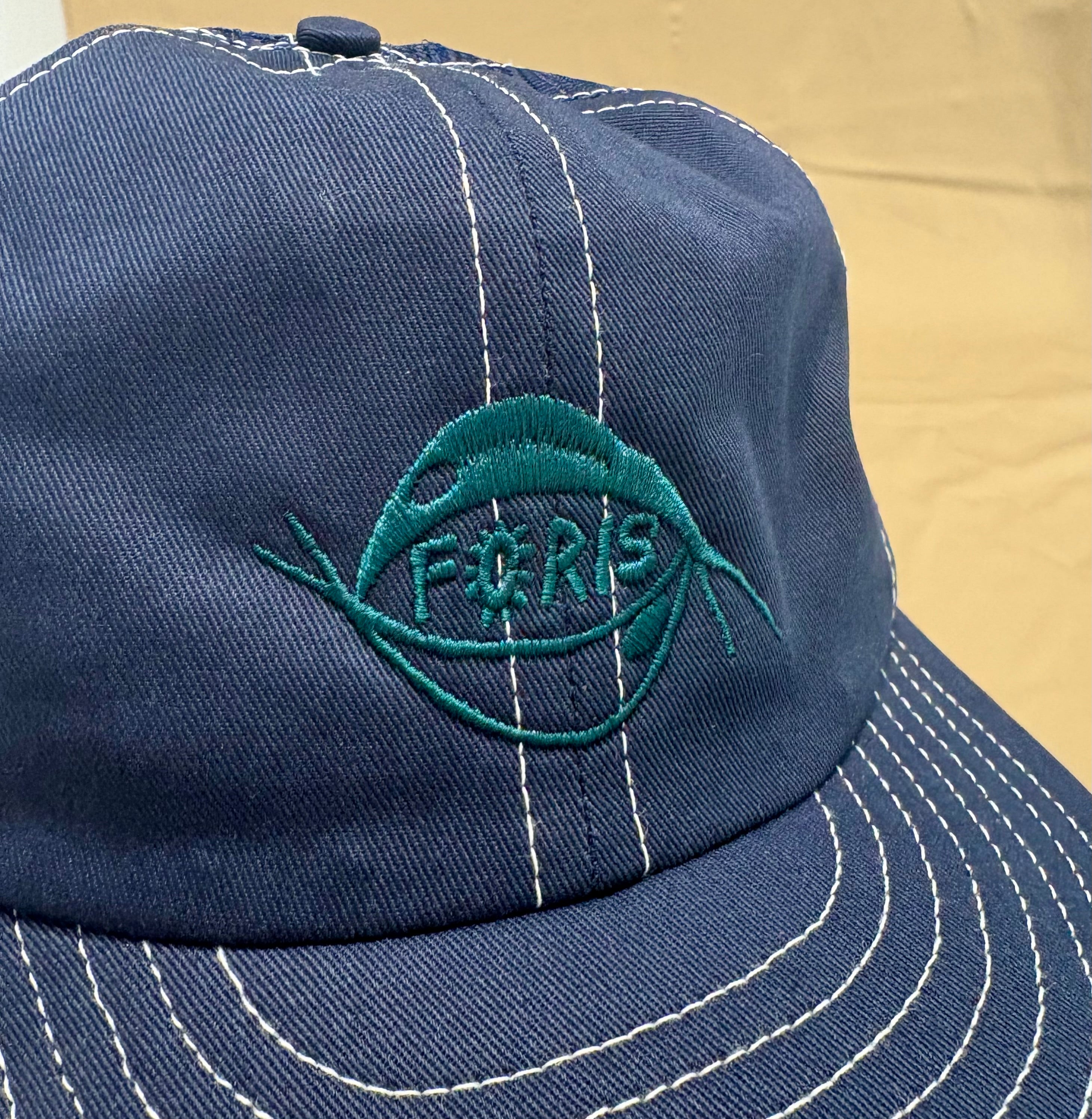 Navy Packable trucker